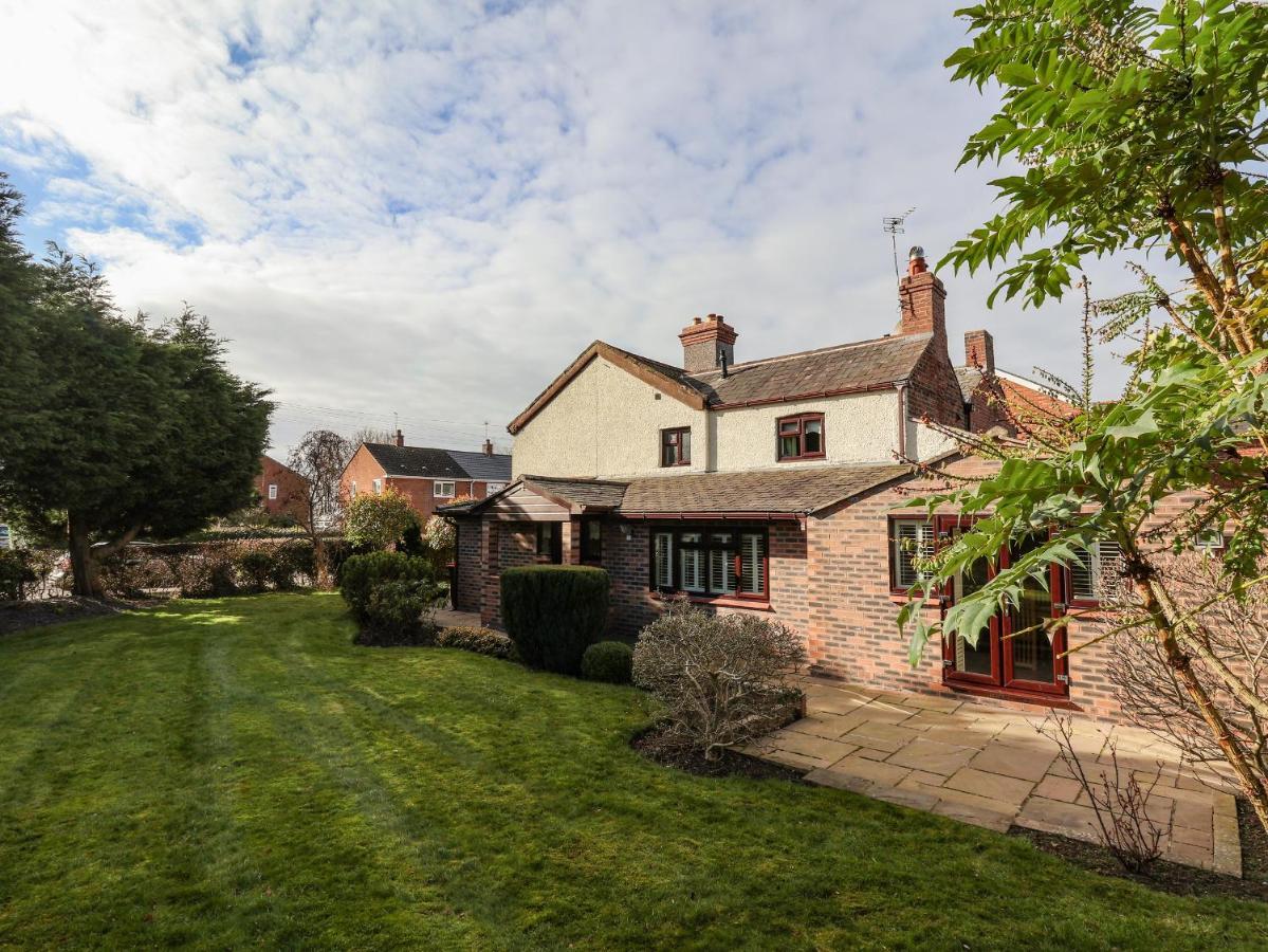 4 Green Farm Cottage Честер Экстерьер фото
